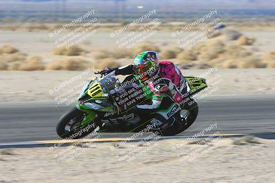 media/Jan-10-2025-CVMA Friday Practice (Fri) [[489e0da257]]/Group 4 and Trackday/Session 2 (Turn 4 Inside)/